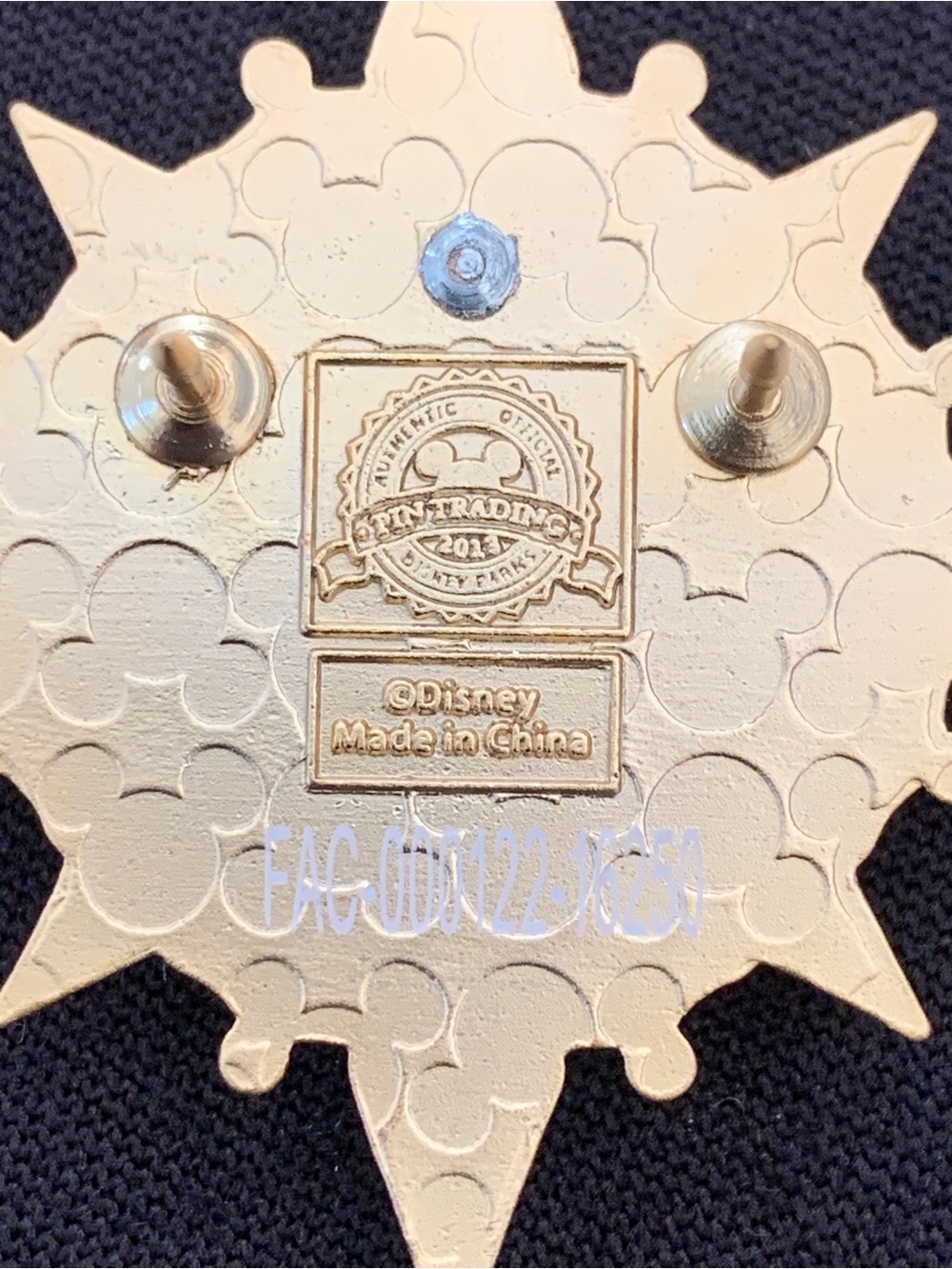 Disneyland Parks Jiminy Cricket Gold Pin Brooch Tack Official Conscience Trading - Picture 5 of 10